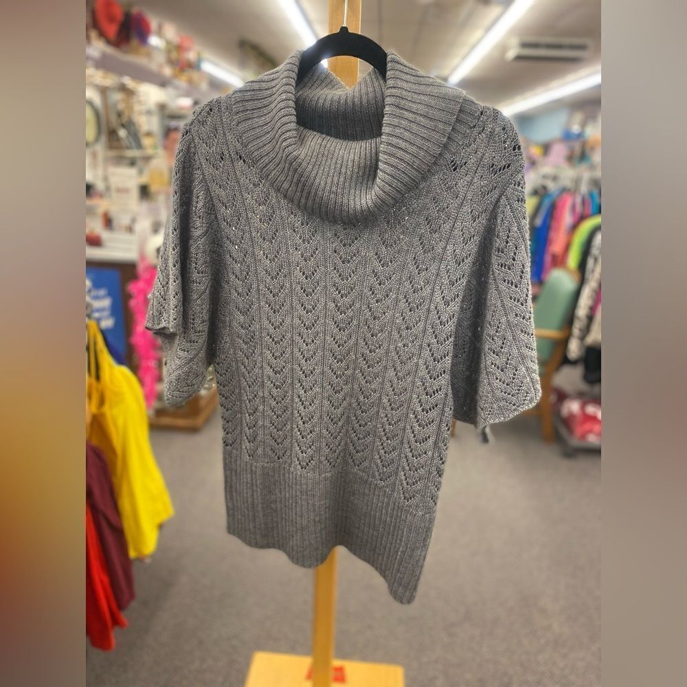 🛍️ 🎈Dressbarn Ladies XL Gray Knit Sweater